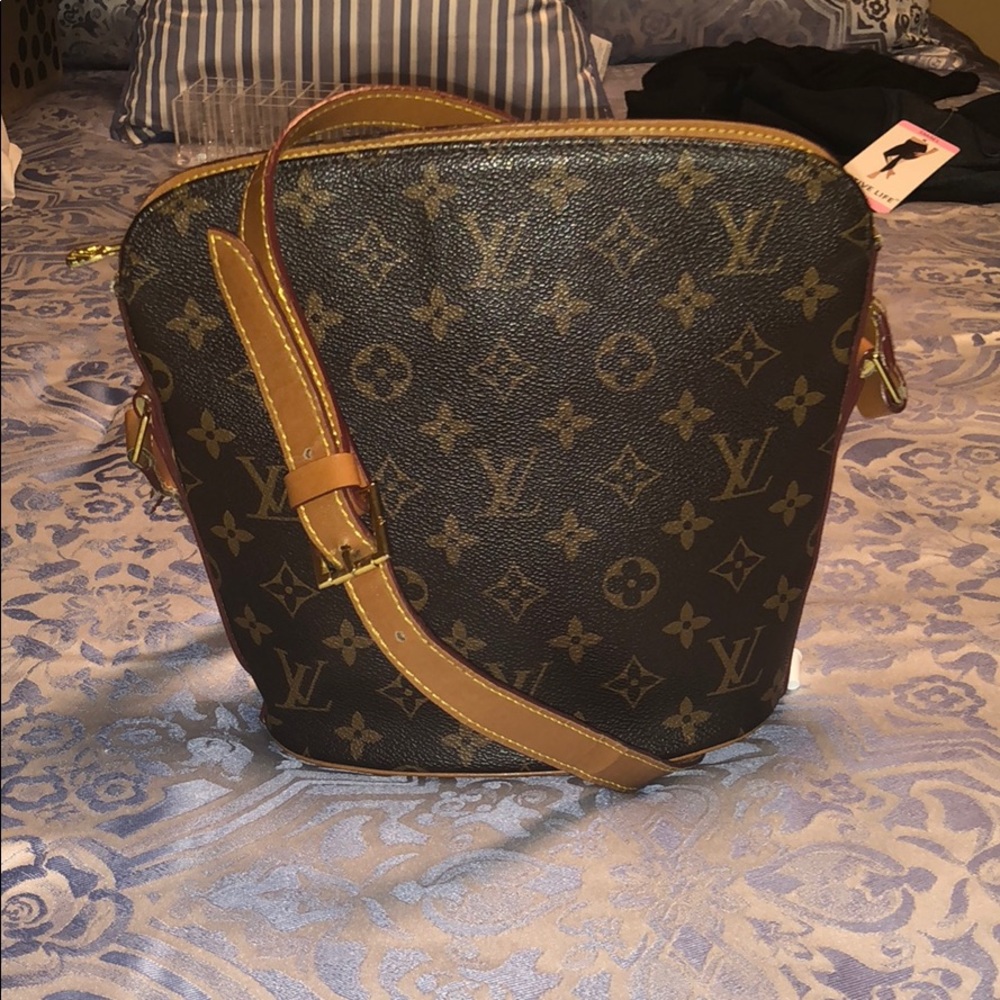 ❌NEED GONE❌ Louis Vuitton Drouot Monogram Style